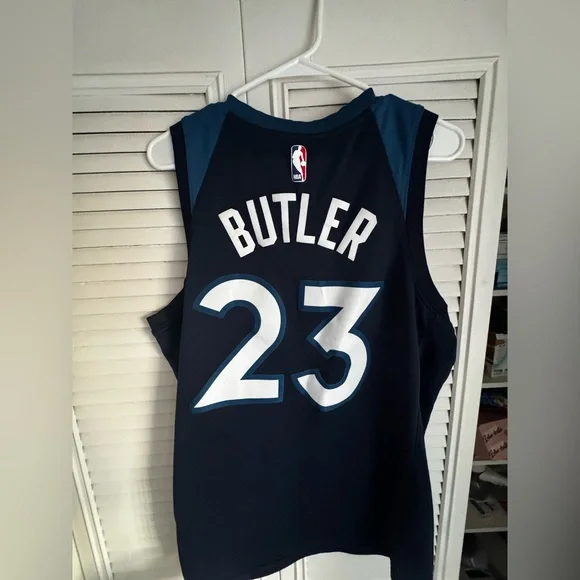 Jimmy Butler Minnesota Timberwolves Jersey - Picture 5 of 7